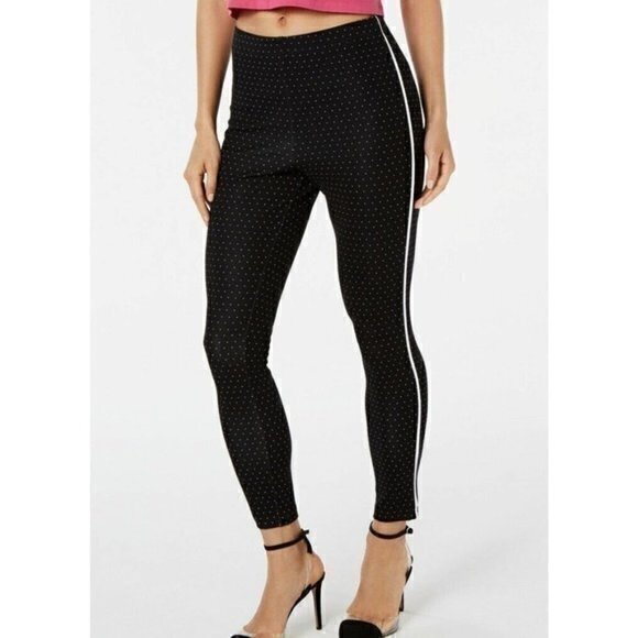 HUE Pants - Hue Pin-Dot Knit High-Waist Cropped Leggings